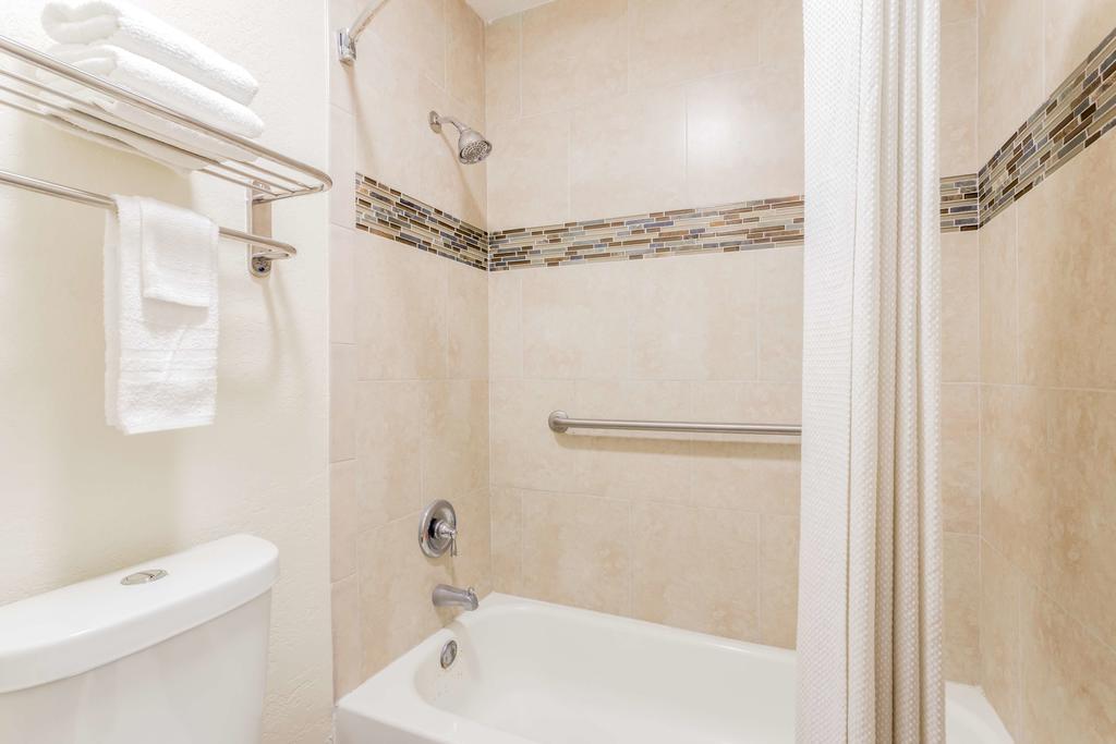 Econo Lodge Inn & Suites Florida City Eksteriør billede