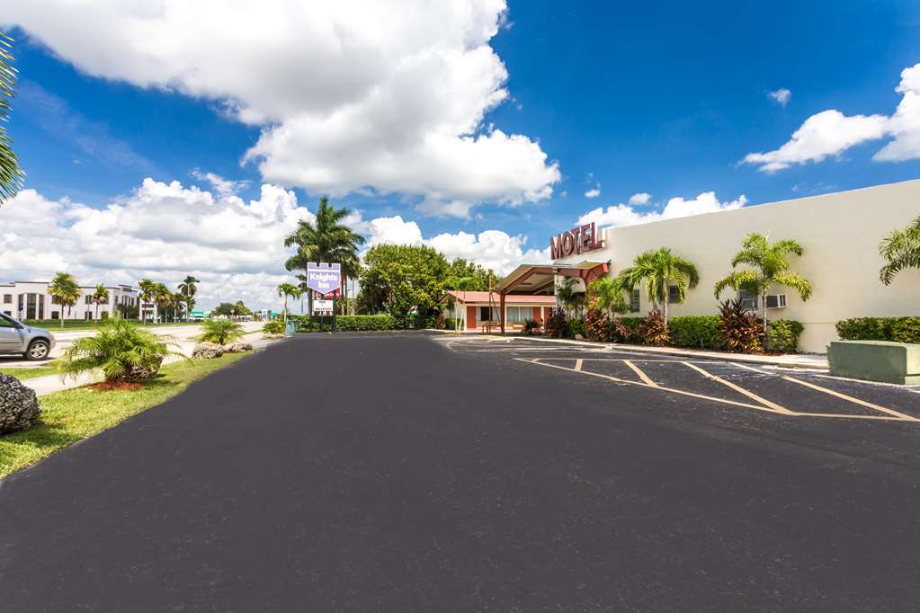 Econo Lodge Inn & Suites Florida City Faciliteter billede